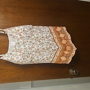 No boumdries floral summer top Orange peach light green and white size XXL